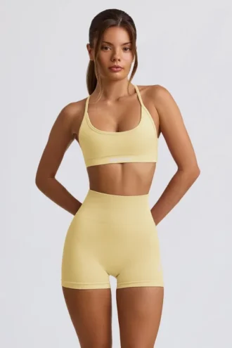 Bezszwowe mini szorty Super Sculpt w kolorze maślanożółtym Bezszwowe mini szorty Super Sculpt w kolorze maślanożółtym