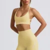 Bezszwowe mini szorty Super Sculpt w kolorze maślanożółtym Bezszwowe mini szorty Super Sculpt w kolorze maślanożółtym