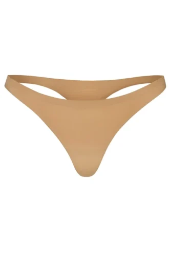 Bezszwowe stringi z dzianiny Intimates w kolorze karmelowym Bezszwowe stringi z dzianiny Intimates w kolorze karmelowym