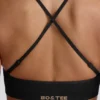 Bezszwowy stanik sportowy Super Sculpt z krzyżującymi się ramiączkami na plecach w kolorze czarnym Bezszwowy stanik sportowy Super Sculpt z krzyżującymi się ramiączkami na plecach w kolorze czarnym