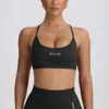 Bezszwowy stanik sportowy Super Sculpt z odkrytymi plecami w kolorze popielatym Bezszwowy stanik sportowy Super Sculpt z odkrytymi plecami w kolorze popielatym