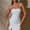 Biała mini sukienka z dekoltem bandeau marki Brielle