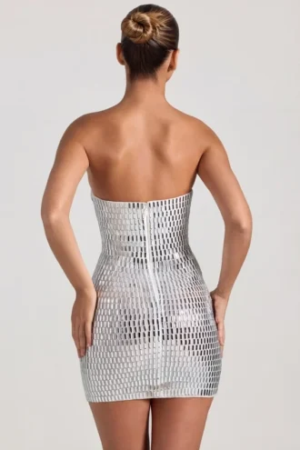 Biała sukienka bandeau Aurora z ozdobami Biała sukienka bandeau Aurora z ozdobami