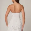 Biała sukienka mini z ozdobami w stylu bandeau o kroju litery A marki Edita Biała sukienka mini z ozdobami w stylu bandeau o kroju litery A marki Edita