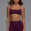 Biustonosz sportowy Define Luxe Multiway z odkrytymi plecami w kolorze Grape Biustonosz sportowy Define Luxe Multiway z odkrytymi plecami w kolorze Grape