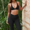 Biustonosz sportowy Soft Active z krzyżującymi się ramiączkami na plecach w kolorze czarnym Biustonosz sportowy Soft Active z krzyżującymi się ramiączkami na plecach w kolorze czarnym