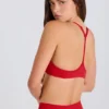 Biustonosz sportowy Soft Active z tyłem typu racerback w kolorze truskawkowej czerwieni Biustonosz sportowy Soft Active z tyłem typu racerback w kolorze truskawkowej czerwieni