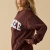 Bluza oversize z okrągłym dekoltem w kolorze mahoniowym Bluza oversize z okrągłym dekoltem w kolorze mahoniowym