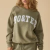 Bluza oversize z okrągłym dekoltem w kolorze Soft Olive Bluza oversize z okrągłym dekoltem w kolorze Soft Olive