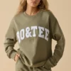 Bluza oversize z okrągłym dekoltem w kolorze Soft Olive Bluza oversize z okrągłym dekoltem w kolorze Soft Olive