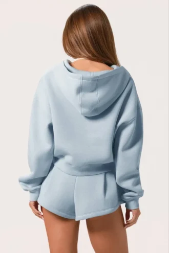 Bluza z kapturem oversize z zamkiem w kolorze pudrowego błękitu Bluza z kapturem oversize z zamkiem w kolorze pudrowego błękitu