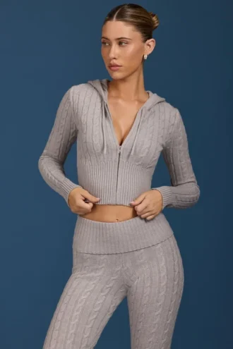 Bluza z kapturem w splocie warkoczowym z zamkiem w kolorze szarym melanżowym Bluza z kapturem w splocie warkoczowym z zamkiem w kolorze szarym melanżowym