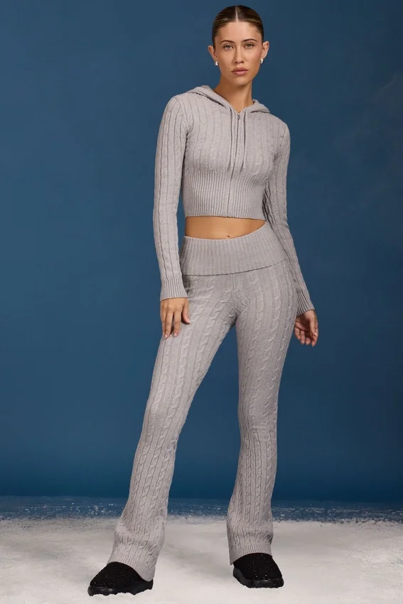 Bluza z kapturem w splocie warkoczowym z zamkiem w kolorze szarym melanżowym Bluza z kapturem w splocie warkoczowym z zamkiem w kolorze szarym melanżowym