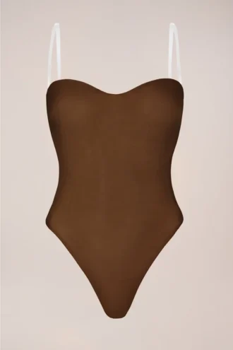 Body bez ramiączek Intimates w kolorze kasztanowym Body bez ramiączek Intimates w kolorze kasztanowym