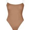 Body Intimates z miękkiej siateczki z niewidocznymi ramiączkami i stringami w kolorze miodowym Body Intimates z miękkiej siateczki z niewidocznymi ramiączkami i stringami w kolorze miodowym