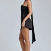 Czarna satynowa sukienka Mini Anastasia z drapowanym dekoltem typu halter Czarna satynowa sukienka Mini Anastasia z drapowanym dekoltem typu halter