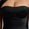 Czarna satynowa sukienka Mini Anastasia z drapowanym dekoltem typu halter Czarna satynowa sukienka Mini Anastasia z drapowanym dekoltem typu halter