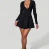 Czarna sukienka Mini Graciela z dekoltem w serek i kokardką Czarna sukienka Mini Graciela z dekoltem w serek i kokardką