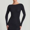 Czarna sukienka Mini Lyla z modalu z odkrytymi plecami Czarna sukienka Mini Lyla z modalu z odkrytymi plecami