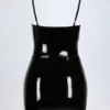 Czarna sukienka Mini z gorsetem Coratina z winylu Czarna sukienka Mini z gorsetem Coratina z winylu