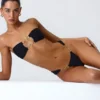 Czarne doły od bikini z szerokimi ramiączkami i zdobieniami Sunray Czarne doły od bikini z szerokimi ramiączkami i zdobieniami Sunray