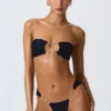 Czarne doły od bikini z szerokimi ramiączkami i zdobieniami Sunray Czarne doły od bikini z szerokimi ramiączkami i zdobieniami Sunray