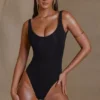 Czarny body Reese z okrągłym dekoltem Czarny body Reese z okrągłym dekoltem