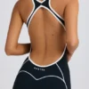 Czarny kombinezon Petite Soft Active z odkrytymi plecami Czarny kombinezon Petite Soft Active z odkrytymi plecami