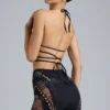 Czarny stanik bikini Liberty z ozdobnymi krzyżującymi się ramiączkami Czarny stanik bikini Liberty z ozdobnymi krzyżującymi się ramiączkami