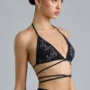Czarny stanik bikini Liberty z ozdobnymi krzyżującymi się ramiączkami Czarny stanik bikini Liberty z ozdobnymi krzyżującymi się ramiączkami
