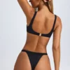 Czarny stanik bikini Malibu z okrągłym dekoltem Czarny stanik bikini Malibu z okrągłym dekoltem