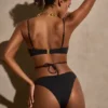 Czarny stanik bikini z fiszbinami i wieloma ramiączkami Positano Czarny stanik bikini z fiszbinami i wieloma ramiączkami Positano