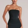 Czarny top bandeau z długim tyłem Leni Czarny top bandeau z długim tyłem Leni