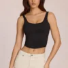 Czarny top Norelle z wiązaniem z tyłu z modalu Czarny top Norelle z wiązaniem z tyłu z modalu
