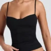 Czarny top z marszczonymi warstwami Esme Modal Czarny top z marszczonymi warstwami Esme Modal