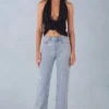 Dżinsy Lorielle o średnim stanie i prostych nogawkach z jasnego denimu Dżinsy Lorielle o średnim stanie i prostych nogawkach z jasnego denimu