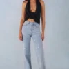 Dżinsy Lorielle o średnim stanie i prostych nogawkach z jasnego denimu Dżinsy Lorielle o średnim stanie i prostych nogawkach z jasnego denimu