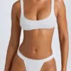 Doły od bikini Cruz Cheeky w kolorze białym Doły od bikini Cruz Cheeky w kolorze białym