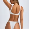 Doły od bikini Cruz Cheeky w kolorze białym Doły od bikini Cruz Cheeky w kolorze białym