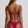 Figi bikini Maui z szerokimi ramiączkami i koralikami w kolorze malinowym