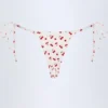 Figi doły od bikini Cove Side-Tie Cheeky w wiśniowy wzór Figi doły od bikini Cove Side-Tie Cheeky w wiśniowy wzór