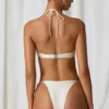 Doły od bikini Lula z perłowymi detalami w kolorze perłowej bieli Doły od bikini Lula z perłowymi detalami w kolorze perłowej bieli