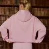 Hoodie oversize z haftem w kolorze pudrowego różu Hoodie oversize z haftem w kolorze pudrowego różu