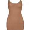 Intimates Miękka siateczkowa mini sukienka z dekoltem w serek w kolorze miodowym