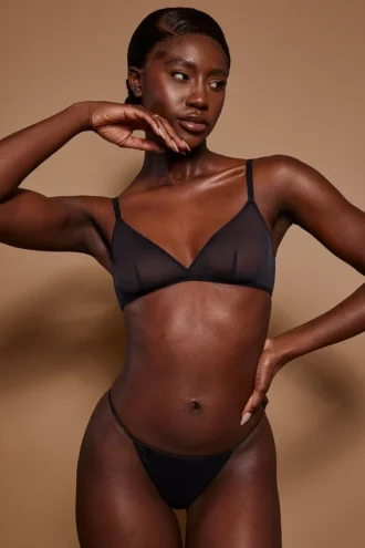 Bikini z miękkiej siateczki Intimates w kolorze czarnym Bikini z miękkiej siateczki Intimates w kolorze czarnym