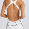Kombinezon Petite Soft Active z odkrytymi plecami w kolorze białym Kombinezon Petite Soft Active z odkrytymi plecami w kolorze białym