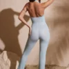 Kombinezon Ramona Petite z ozdobnym dekoltem w kolorze aqua Kombinezon Ramona Petite z ozdobnym dekoltem w kolorze aqua