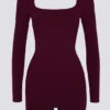Kombinezon Soft Active z odkrytymi plecami w kolorze bordowym Kombinezon Soft Active z odkrytymi plecami w kolorze bordowym