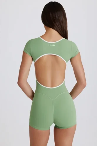 Kombinezon Soft Active z odkrytymi plecami w kolorze zielonym Kombinezon Soft Active z odkrytymi plecami w kolorze zielonym
