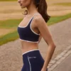 Kontrastowe mini szorty Soft Active z zakładką w kolorze klasycznej granaty Kontrastowe mini szorty Soft Active z zakładką w kolorze klasycznej granaty